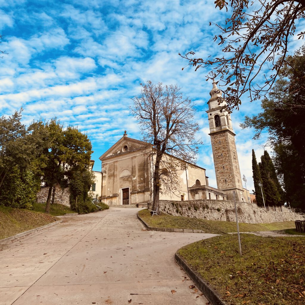 Die Chiesa di Santa Maria Assunta vecchia in Galzignano Terme.